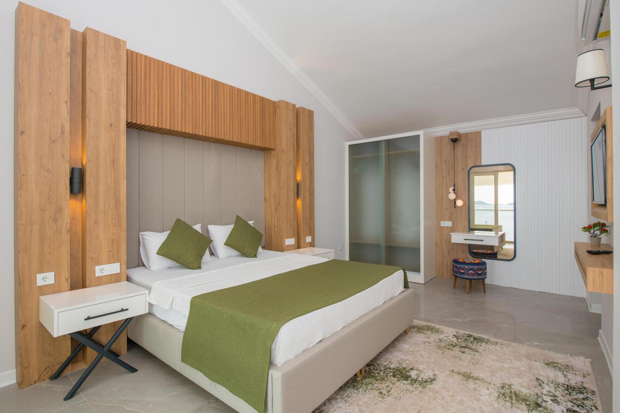 Beachfront Sari Villa With Private Swimming Pool Kalkan Bagian luar foto