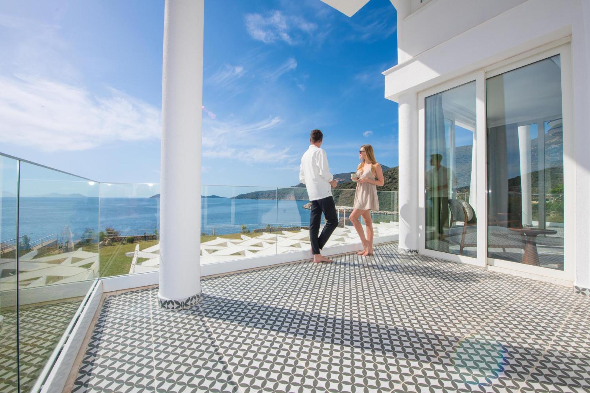 Beachfront Sari Villa With Private Swimming Pool Kalkan Bagian luar foto